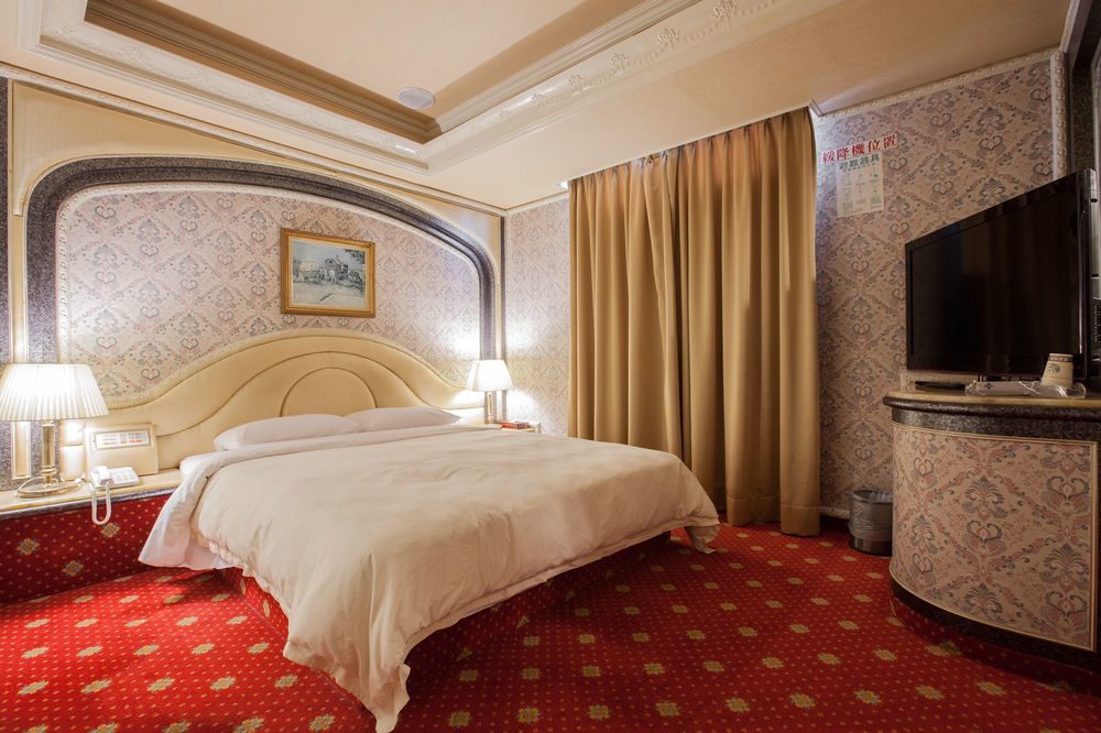 Mila Hotel Taichung Buitenkant foto