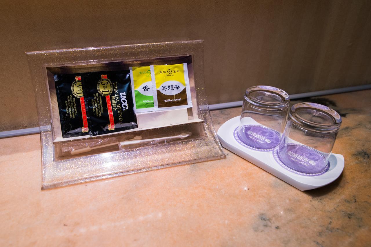 Mila Hotel Taichung Buitenkant foto